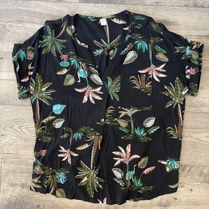 Tropical roll cuff button up